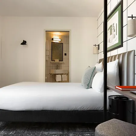 Ξενοδοχείο Moderniste 4*