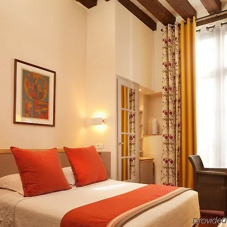 ホテル Moderniste 4*