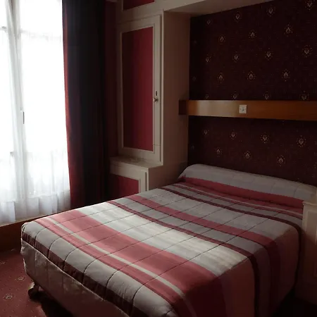 Ξενοδοχείο Moderniste 4*