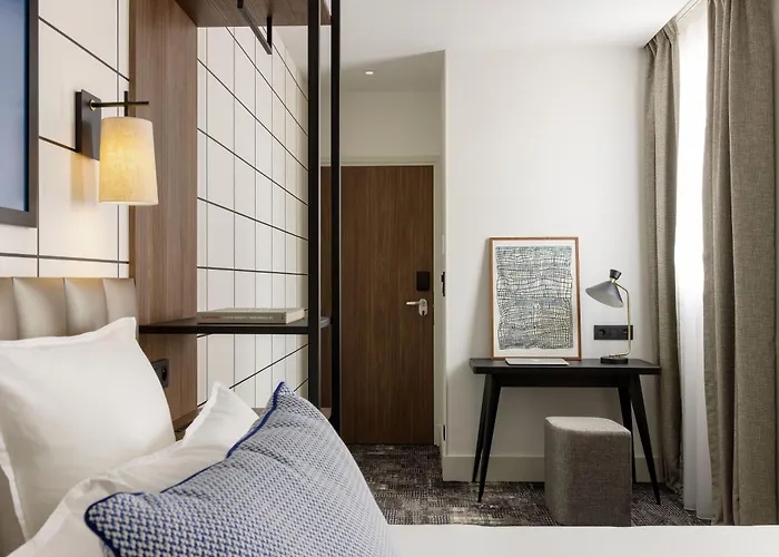 Moderniste 호텔 4*