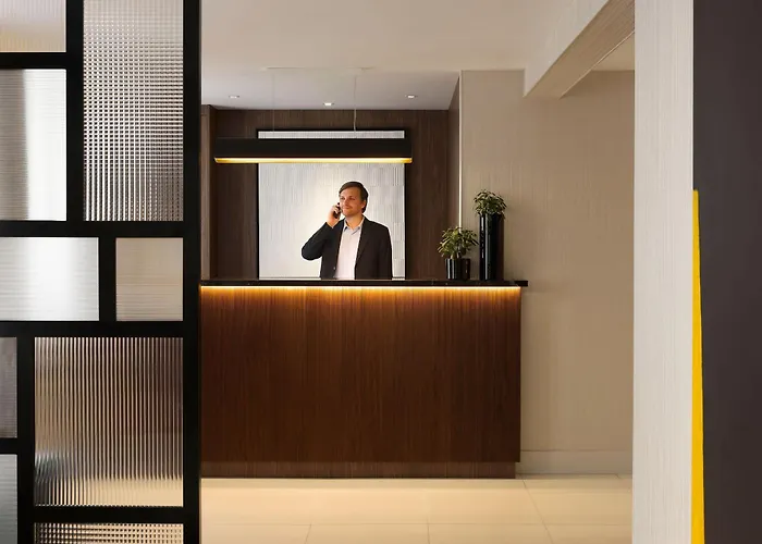 호텔 Moderniste 4*