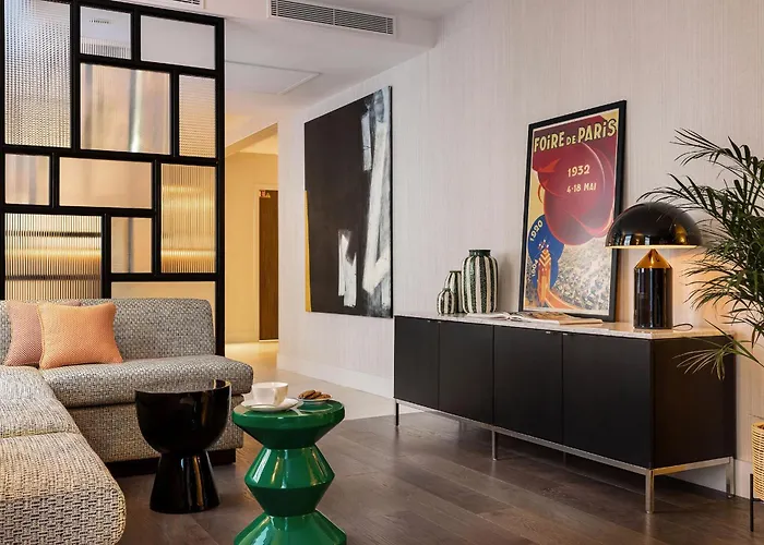 Moderniste 4* 파리