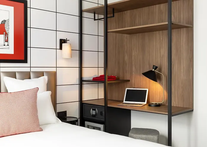 호텔 Moderniste 4*