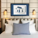 Hotel Moderniste Paris