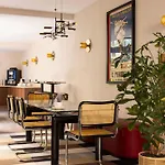 Hotel Moderniste