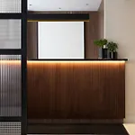 Moderniste 4*