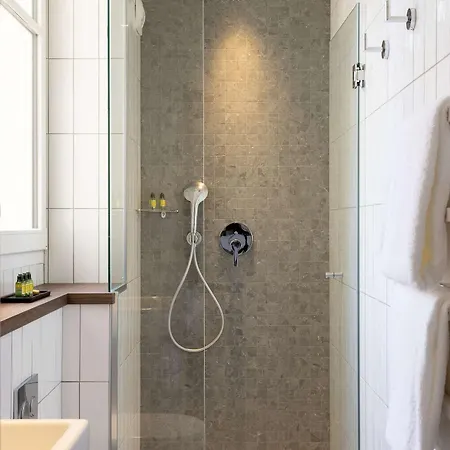 Moderniste 4* París