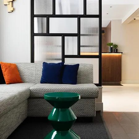 Moderniste Hotel París